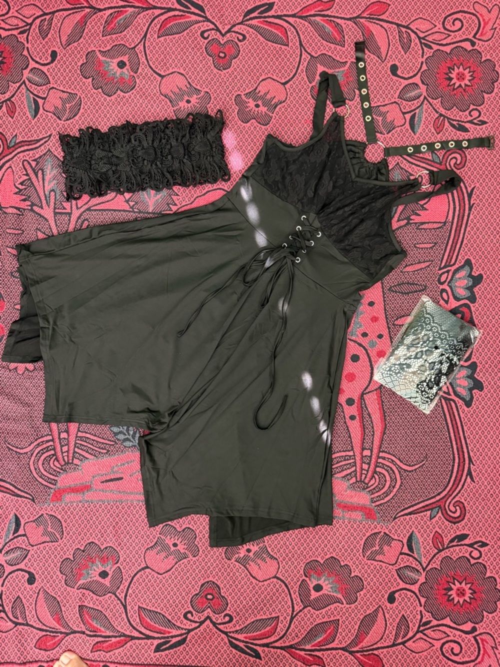 Black Lace-Up dress with Lace Bodice